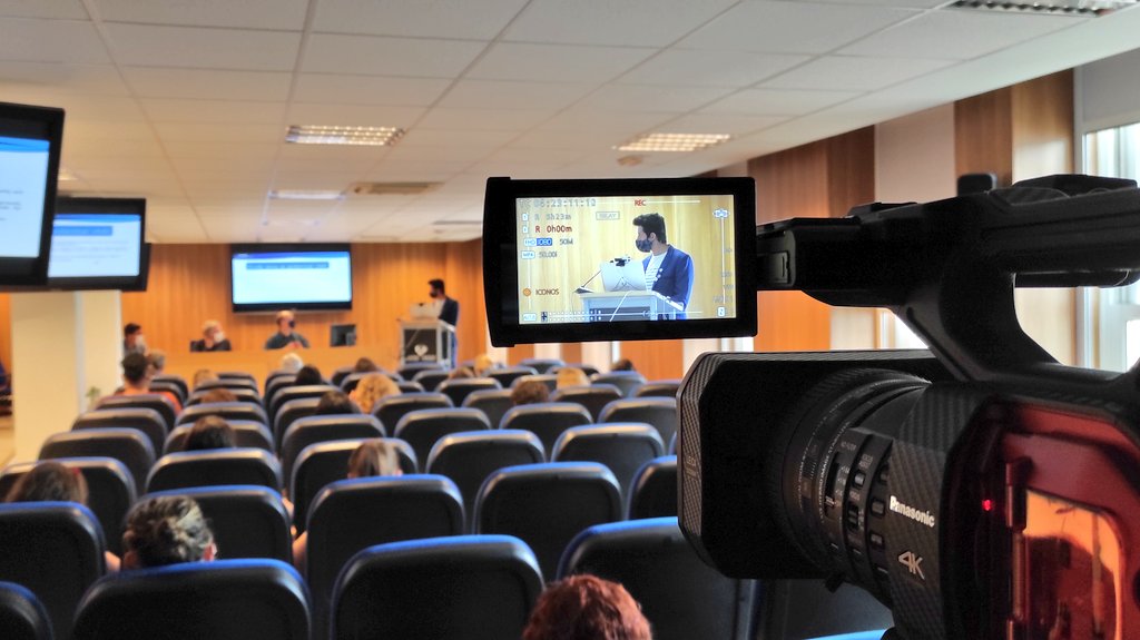 3rd day of #MER+ <a href="/EUErasmusPlus/">Erasmus+</a> máster presentations. We are all ready to celebrate the closure later on!. But, meanwhile you can follow It here: ehutb.ehu.eus/canal1
#marine #environment #research <a href="/univbordeaux/">Université de Bordeaux</a> <a href="/upvehu/">UPV/EHU</a> <a href="/ULiegeRecherche/">ULiège Research & Innovation</a> <a href="/unisouthampton/">University of Southampton</a>