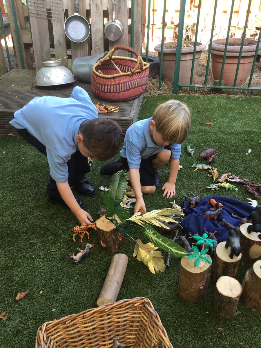 Christletonpri's tweet photo. Reception made an amazing animal kingdom. Great imaginative play using fabrics, logs, sand and more! We learned lots of facts and new words from each other. #cpseyfs #abcdoes https://t.co/OKSGSM2cje