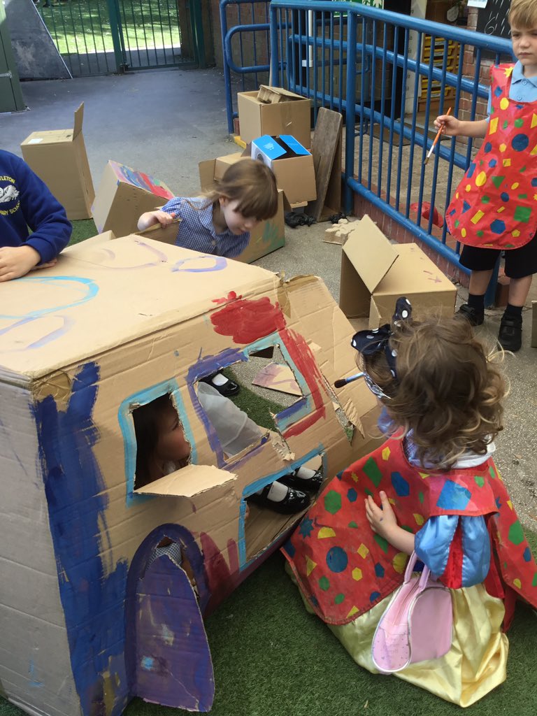 Christletonpri's tweet photo. A box can be anything we want it to be. Today we made a house from a box but tomorrow it could be anything! #cpseyfs #abcdoes https://t.co/Uygbqm7rbU