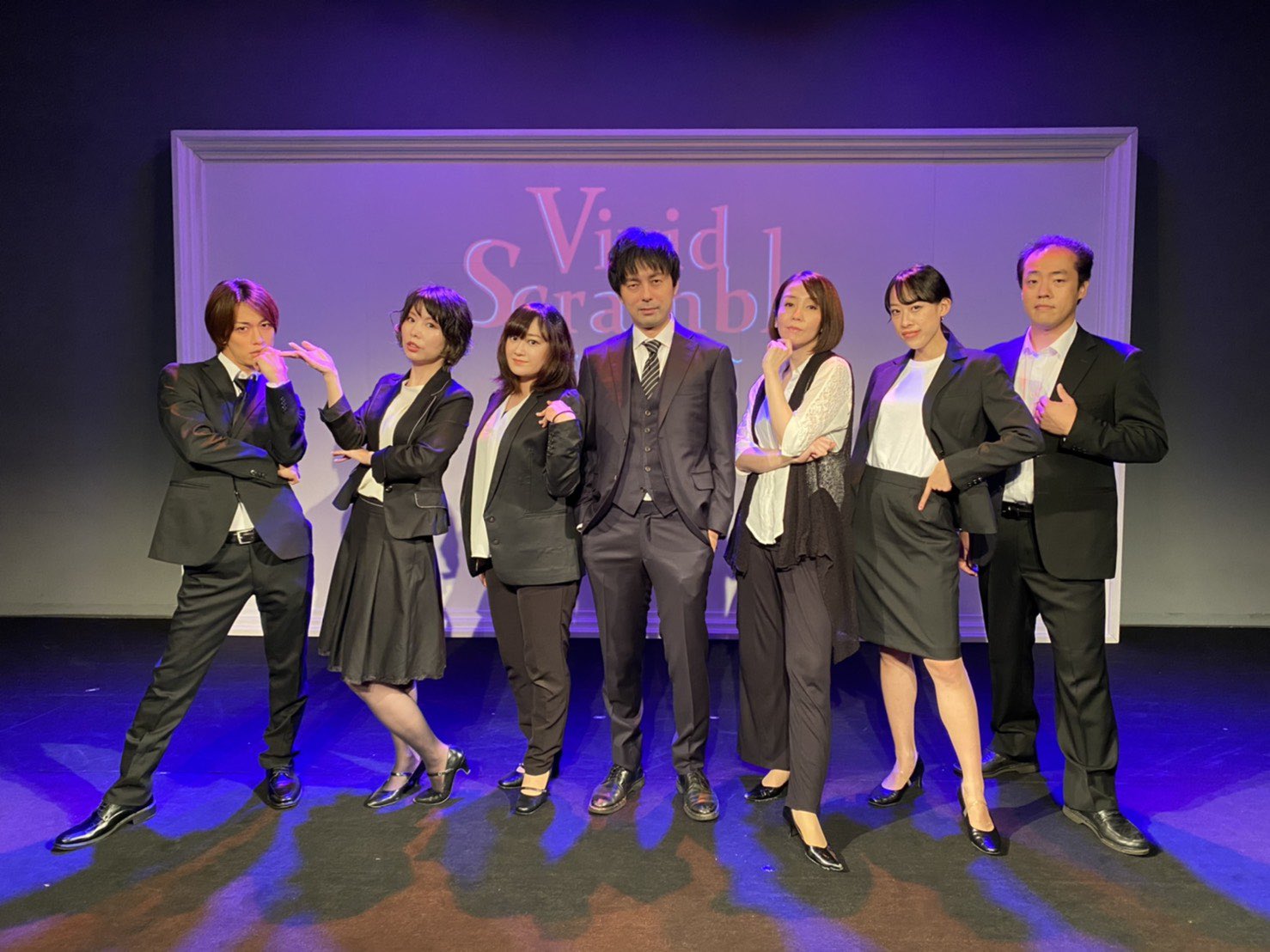 劇団 新劇団 公式 ビビスク これが今回の集合写真です こんなかっこいい舞台です 是非是非是非ご来場下さいませ 土日はあと僅かですっ T Co Lgfwio2psi Twitter 劇団 新劇団 公式 ビビスク これが今回の集合写真です こんなかっこいい舞台です 是非是非是非ご来場下さいませ 土日はあと僅かですっ T Co Lgfwio2psi Twitter