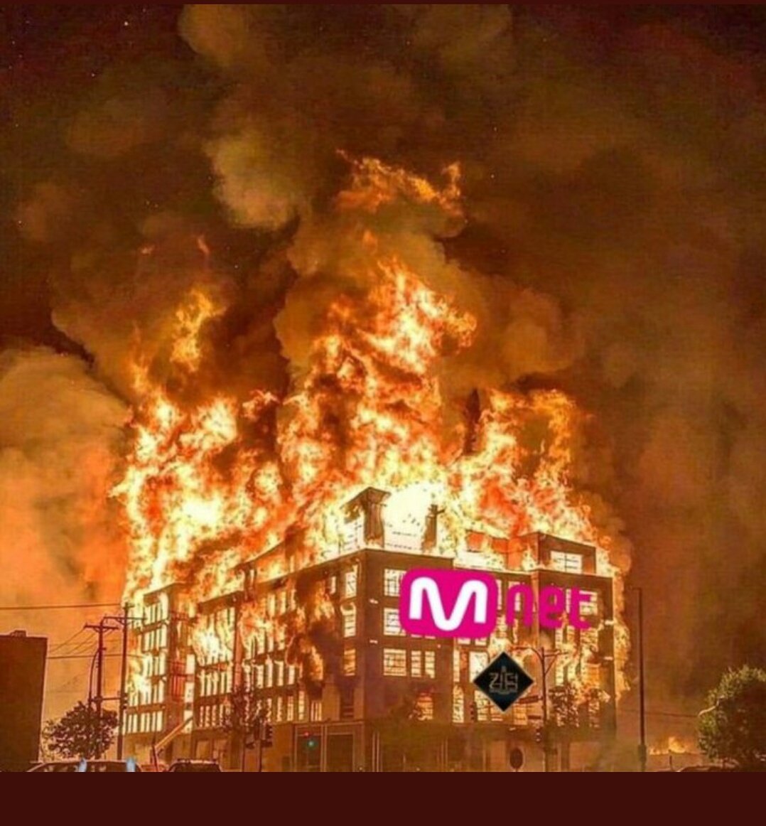 semajly27's tweet photo. TOBATT YEEE GABISA NIH W DIEM AJA. WALAUPUN UDH MINTA MAAP YA RASANYA BELUM ENAK DONGG!! BTW YG NON KPOP JUGA JGN SALAHIN INI SEMUA KE KPOP ANJER GEDEG GW .. LU KIRA GW GA CINTA AGAMA? BUT NO! SALAHHHHHHH 

#MNETDisrespectAdzan https://t.co/JQjjN8Id0q