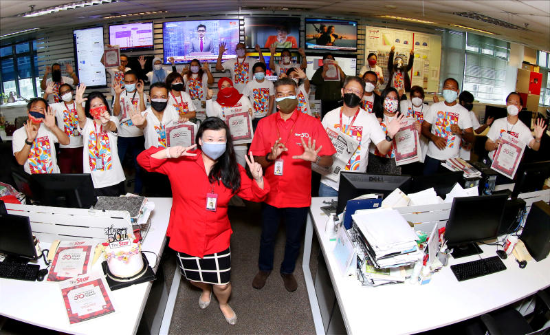 KlangRed's tweet image. The Star turns 50 today. Half a century of the people's paper. No mean feat for a startup that began life in Penang in 1971 and has evolved into a multi-platform content provider. 
Proud and blessed to be part of the journey.
Happy Birthday The Star. Here's to another 50 🥂🎊🎂