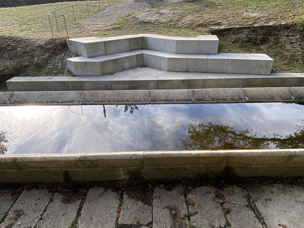 apatrigal's tweet photo. ARTES
Outro lavadoiro de #Ribeira que puxo en valor un amigo da páxina, o arquitecto Carlos Seoane

Fio 👇 https://t.co/GTIdPnWXK2