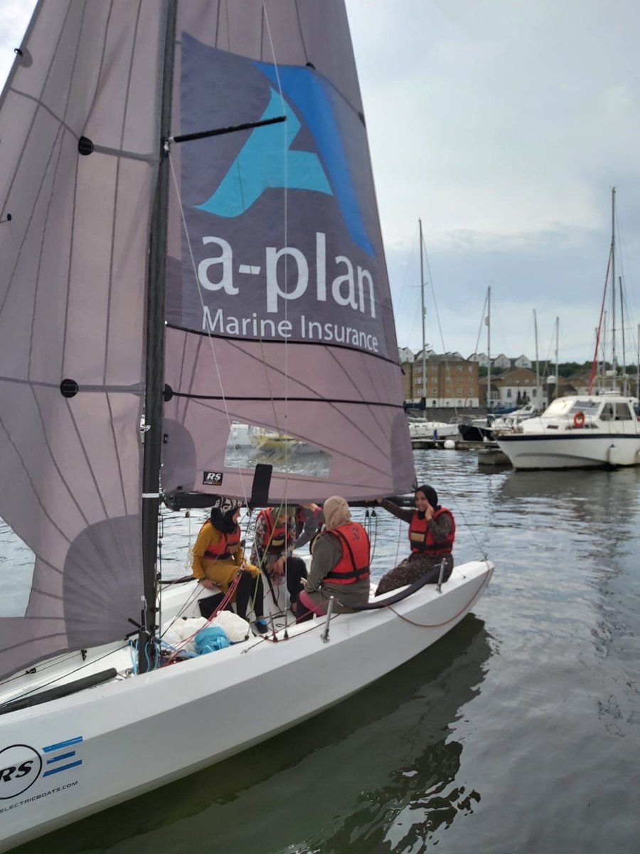 Women_CF's tweet image. #HealthyBodyHealthyMind members had a fabulous experience today at the introduction to sailing course at the Cardiff Bay Yacht Club!! Great opportunity for the ladies to be out and learn to sail the seas! Thank you to @All_Afloat @RYACymruWales @CBYCWales @philt28

#HBHM #sailing