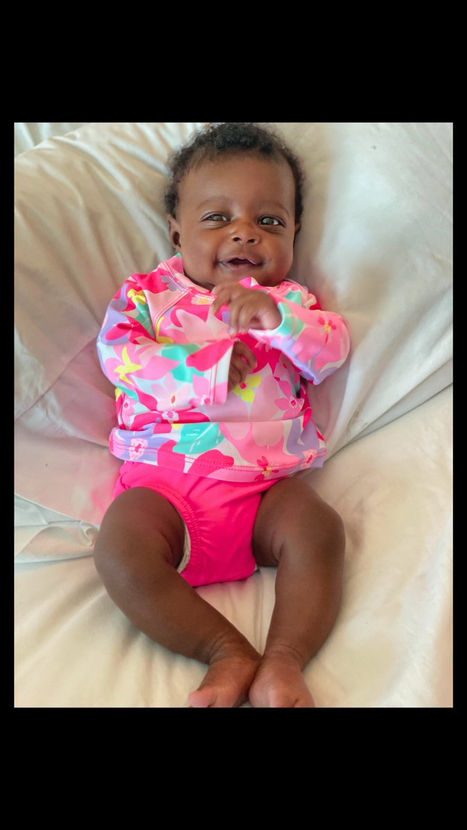 sshaynell's tweet image. Cuteness overload.. 💕
#twomonths