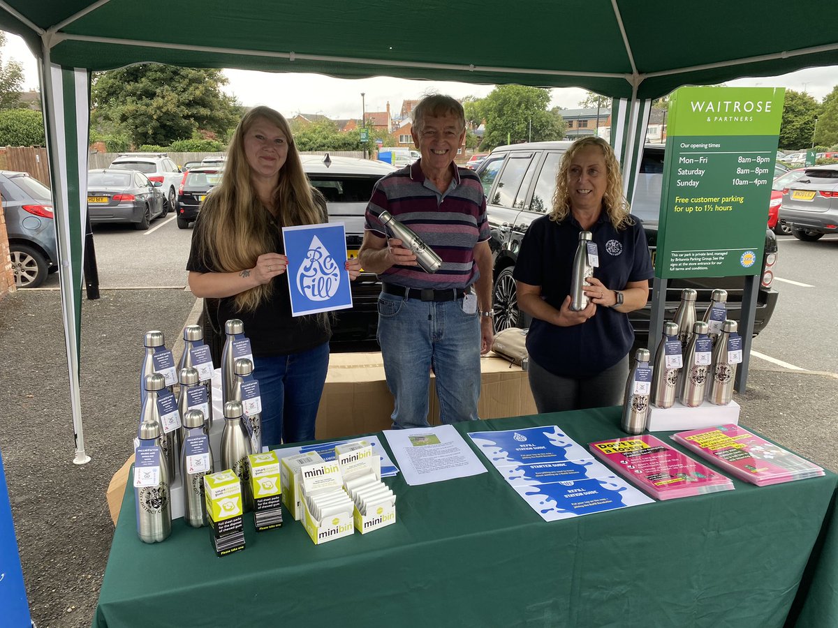 MarkCargill's tweet photo. Refill roadshow. Please come along to Moorfields car park and chat to our team about getting a refill bottle/flask and about how to help stop littering in our lovely town. They are there until 3 pm this afternoon. https://t.co/5SSzHg2pTT