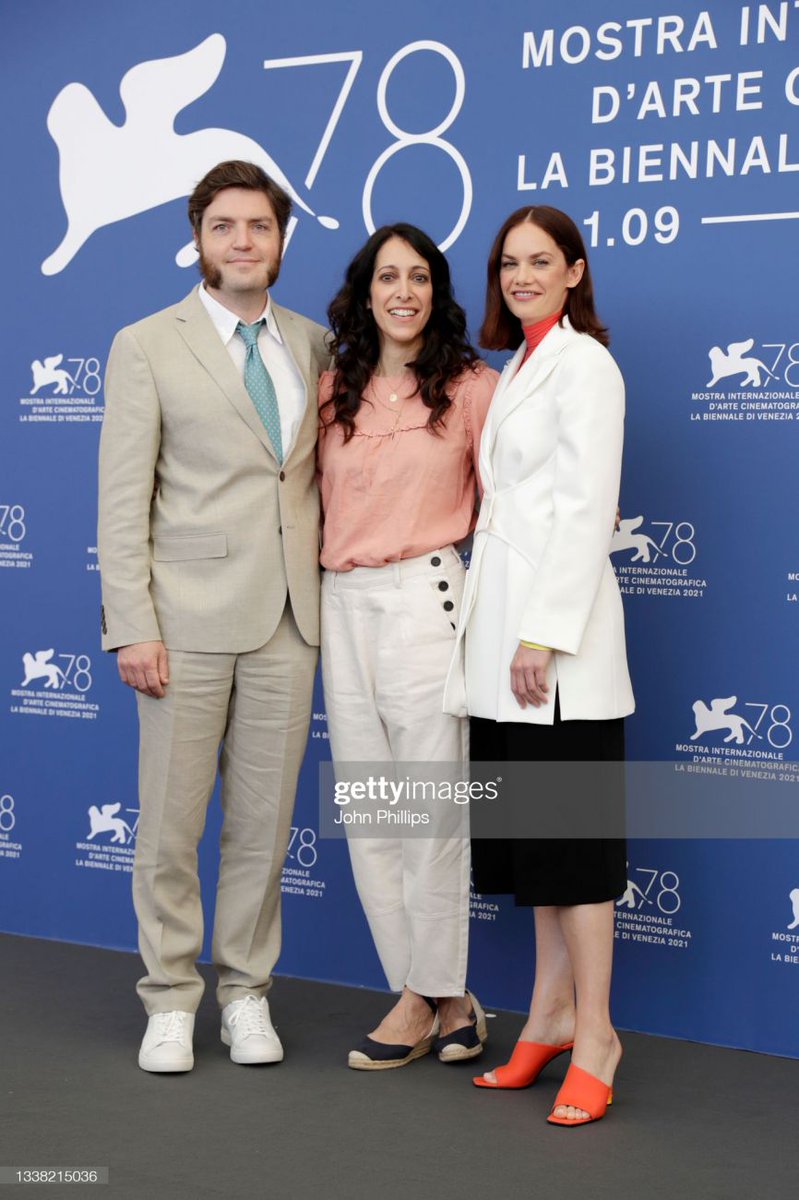 Tom Burke a Venezia con True Things!
Sul nostro forum: themusketeersitaly.forumfree.it/?t=78666472#en… trovate un articolo con le immagini, mentre l'intervista a Tom la potete trovare su RaiPlay!
Credit immagine: Getty Images
#TomBurke #TrueThings #TheMusketeersItaly