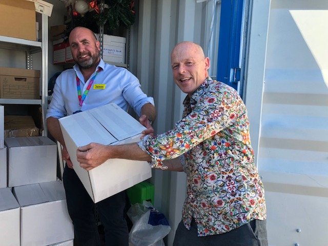 The much anticipated Covid Star People’s Medal has arrived <a href="/ASPH/">Andrew</a>. Designer, Harry Gray and James Thomas unload 5000 Medals to thank staff for all their hard work and efforts during covid. 
Thanks Harry, we can’t wait to present them to 
#TeamASPH later this year!