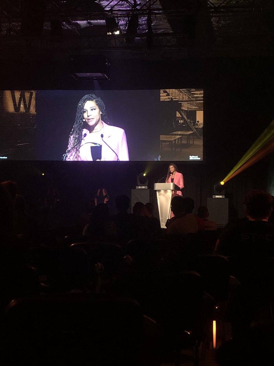 stack_fest's tweet image. @ElleOsiliWood opens the stage at #stackfest  ! #stackfestdayone #esports