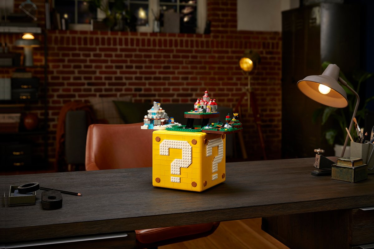 NintendoDE's tweet photo. Seid ihr bereit, Prinzessin Peach zu finden? Öffnet den LEGO ?-Block aus Super Mario 64... Here we go! https://t.co/0Yz2bA5enf