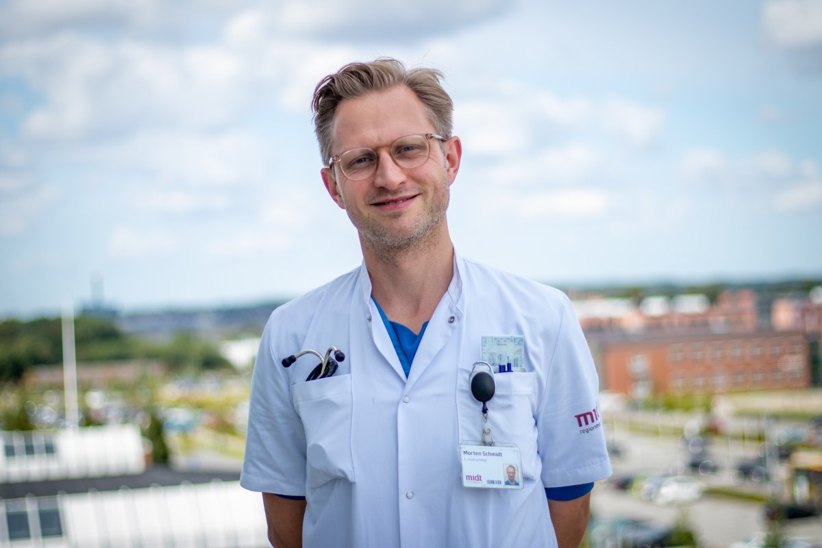 Huge congrats to Associate Professor and Medical Doctor Morten Schmidt from #AarhusUni, who receives the Jens Christian Skou Award 2021🎉🏥

The award is named after AU-professor Jens Christian Skou, who received the Nobel Prize in 1997.

health.au.dk/en/#news-21054