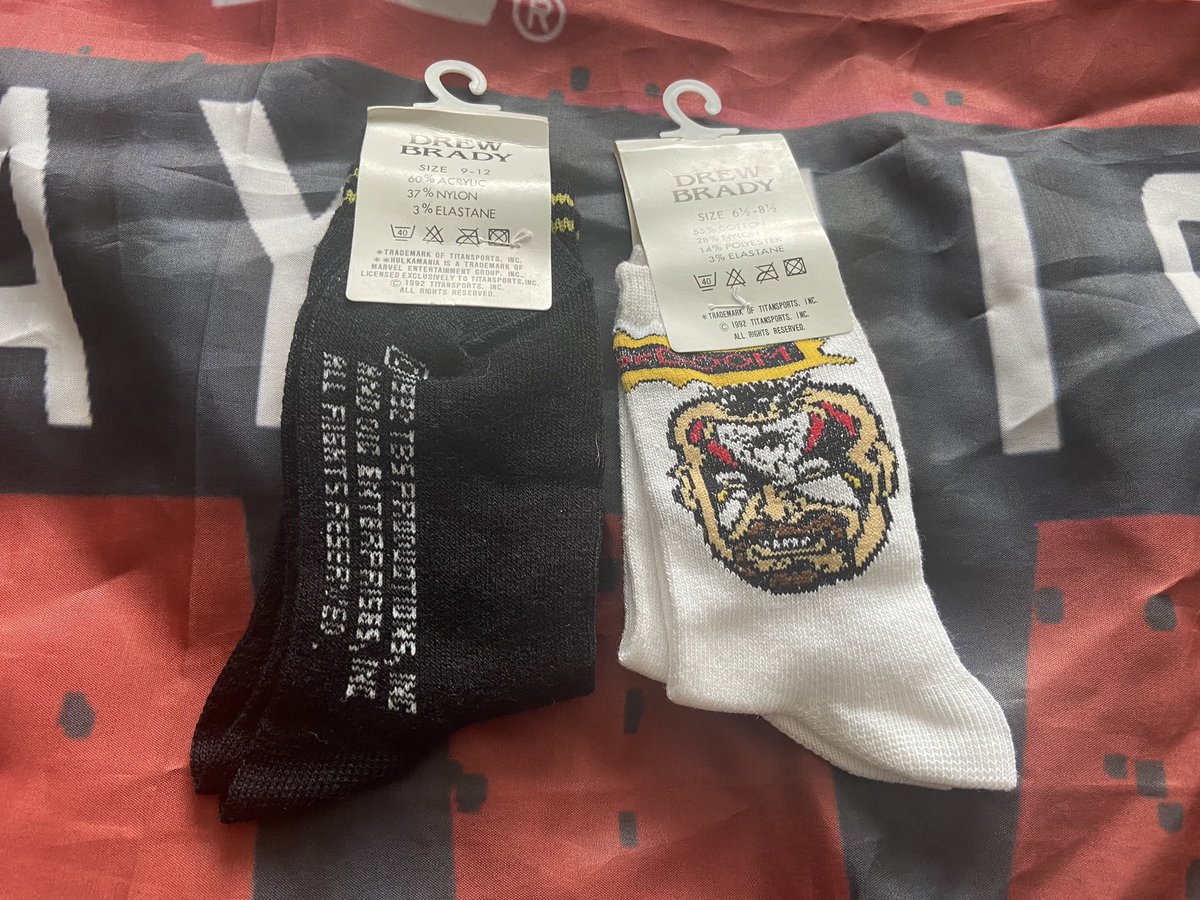 Seeing as I hadn’t picked up any wrestling merchandise for 5 whole days, it’s time I picked up my socks.

What do you think @HulkHogan 

#WrestlingMerchandise #LOD #hulkRules