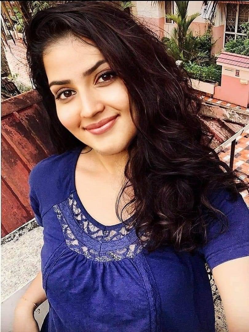 bookIshaBasu's tweet photo. #mumbaiescorts #mumbaicallgirls #escortsmumbai
 https://t.co/LgZNRWFMz5 https://t.co/lKq803yrrc