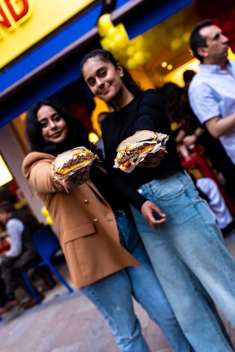 Good friends sharing great buns!😋 

Eggoland is better with friends so bring your bestie down to chat, laugh and dish over some excellent food😉