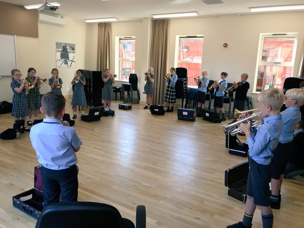 Year 4 had great fun this week starting to explore the brass family in whole class instrumental lessons. Stay tuned for more exciting music coming from LP Woodland!