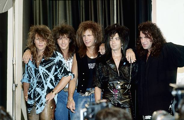 lena836's tweet photo. Happy Friday Jovi friends ❤️
#BonJovi https://t.co/CP8SSo4F7l