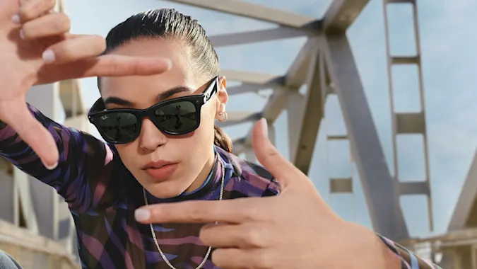 Facebook en Ray-Ban onthullen slimme zonnebril #RayBanStories rtlnieuws.nl/tech/artikel/5…