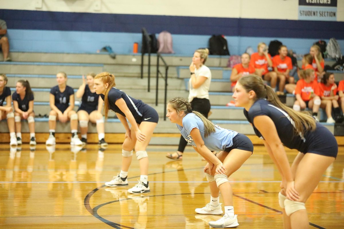 GAMEDAYYYY! 

@ East Lincoln 

JV starts at 4:30, varsity follows. 

#FTFVB 🏐🐅 

<a href="/ftfathletics/">FTFATHLETICS</a> <a href="/Copas_Crazies/">Copas Crazies</a> 

#6 Skylar C. #2 Maya B., #4 Lyndsie W., #5 Laney C.
