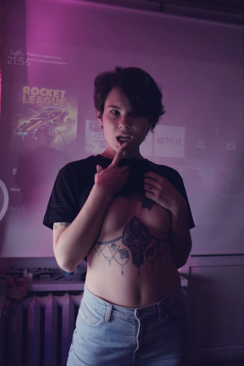 царь-настя tweet media