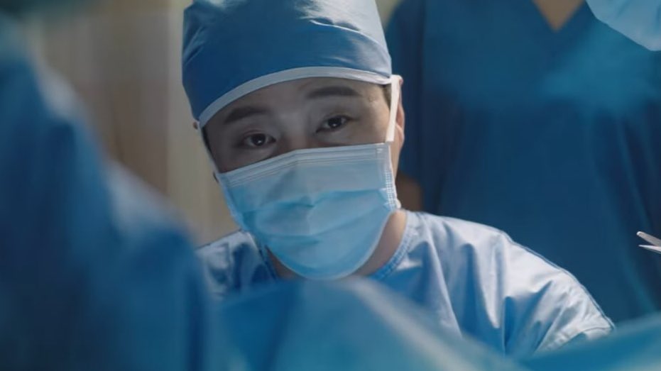 kdramadump's tweet photo. we're down to the last episode .. are we even ready to bid our goodbyes to this amazing squad 🥺💔

#HospitalPlaylistS2Ep11 #HospitalPlaylist2 https://t.co/17bIEuZmJi