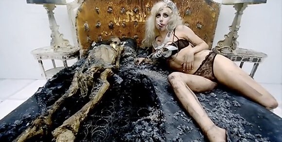 _JamesGtfo's tweet photo. It’s time to admit that no one does a music video like Lady Gaga https://t.co/NADJPOeUHR