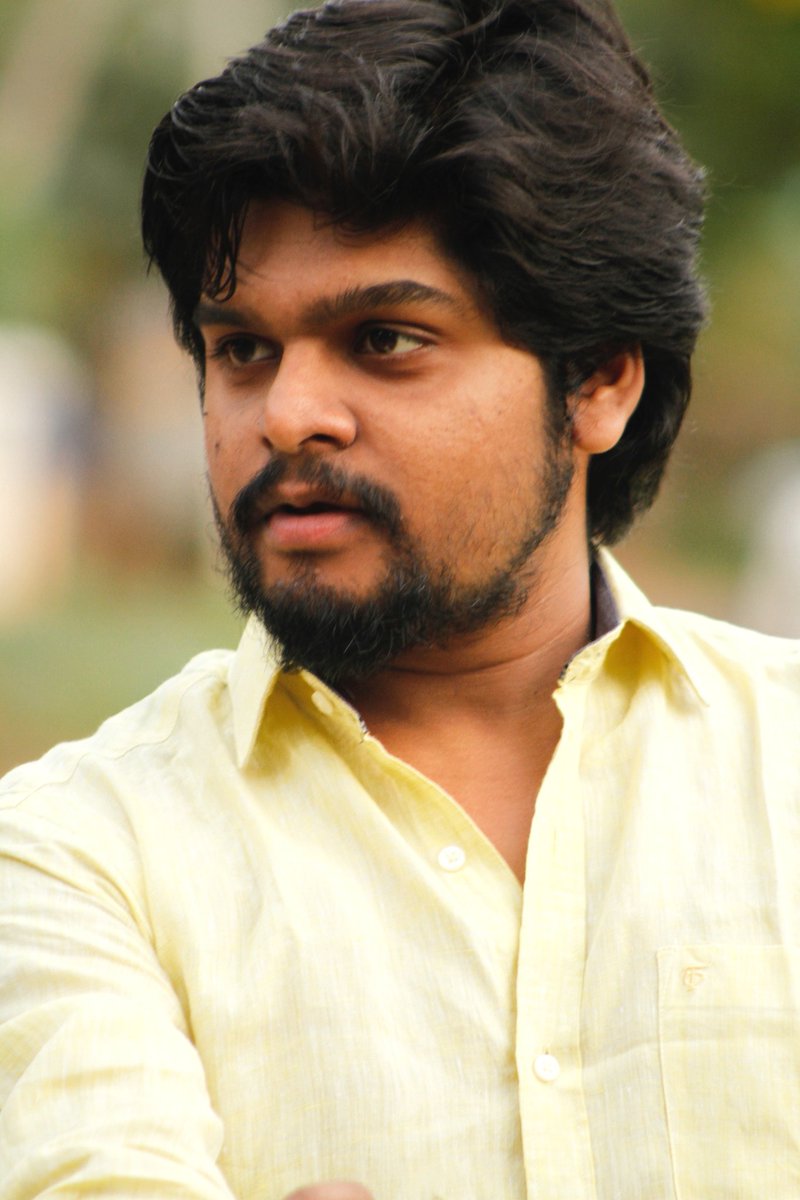 ajay_adith's tweet photo. Set yourself.... 💛

.
.
#nofilterneeded #picoftheday #ajay_adith #kattaduraiku_kattam_serilla #pirai_thedum_iravu #raattinam #loveyourself #yellowdress #hairstyles #freshstart #elli_nanna_vilasa https://t.co/SZ2IpzwQ0G