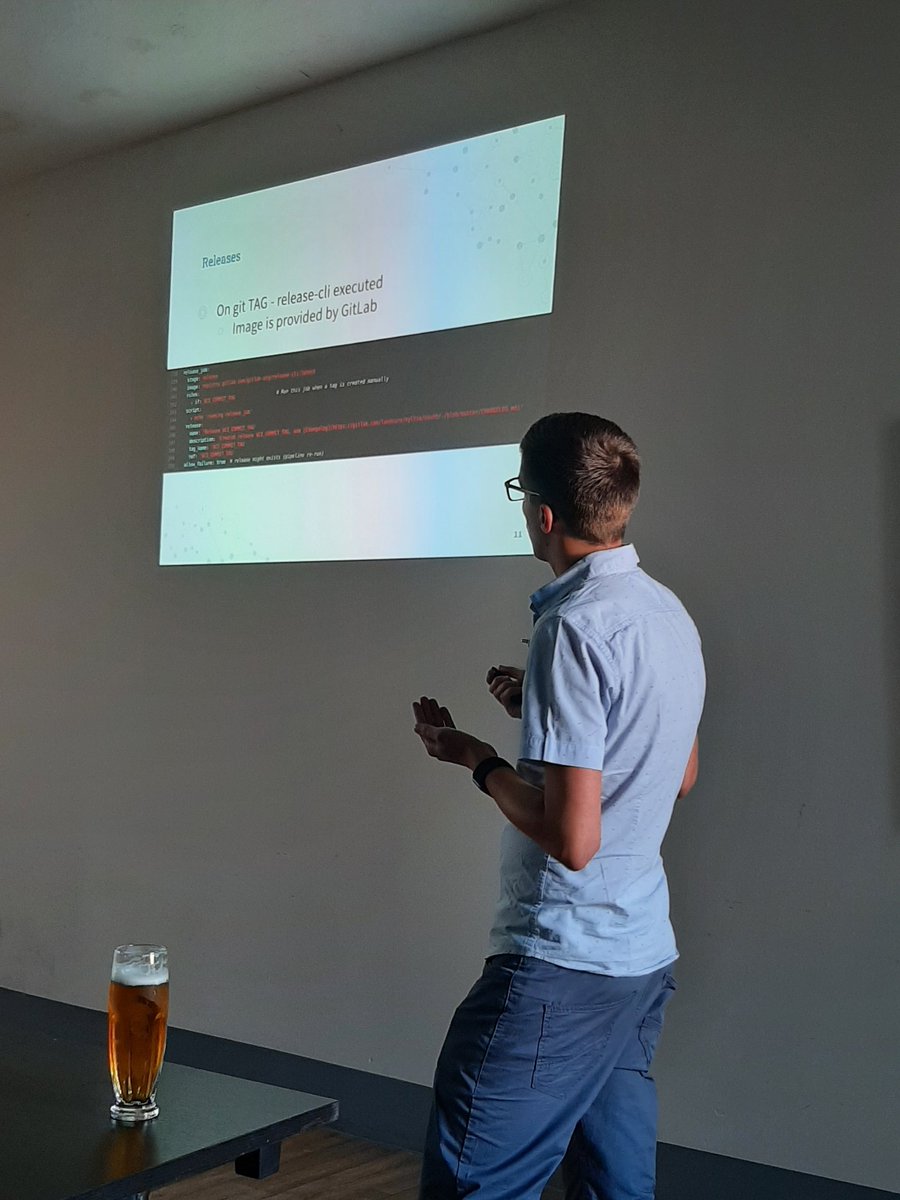 MichalOktabec's tweet photo. Release proces a @Twistacz -> conventional commits, semver, commitizen a gitlab 👏 v @lmc_eu (Compres) máme podobný přístup https://t.co/wVc1eCEaZc 👍 #ctvrtkon #riegrova51 #JCIT #conventionalCommits #semver #changelog https://t.co/8rRR9KV8c6