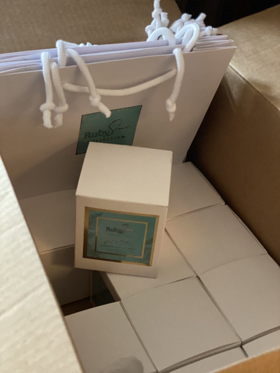 susanmaxwell777's tweet photo. https://t.co/Yoyy5msoie
RubySue Collection by Susan Maxwell
Packing orders day
this afternoon🌸 #busy #irishdiffusers #irishcandles #newbusiness https://t.co/xRomRnqRCD