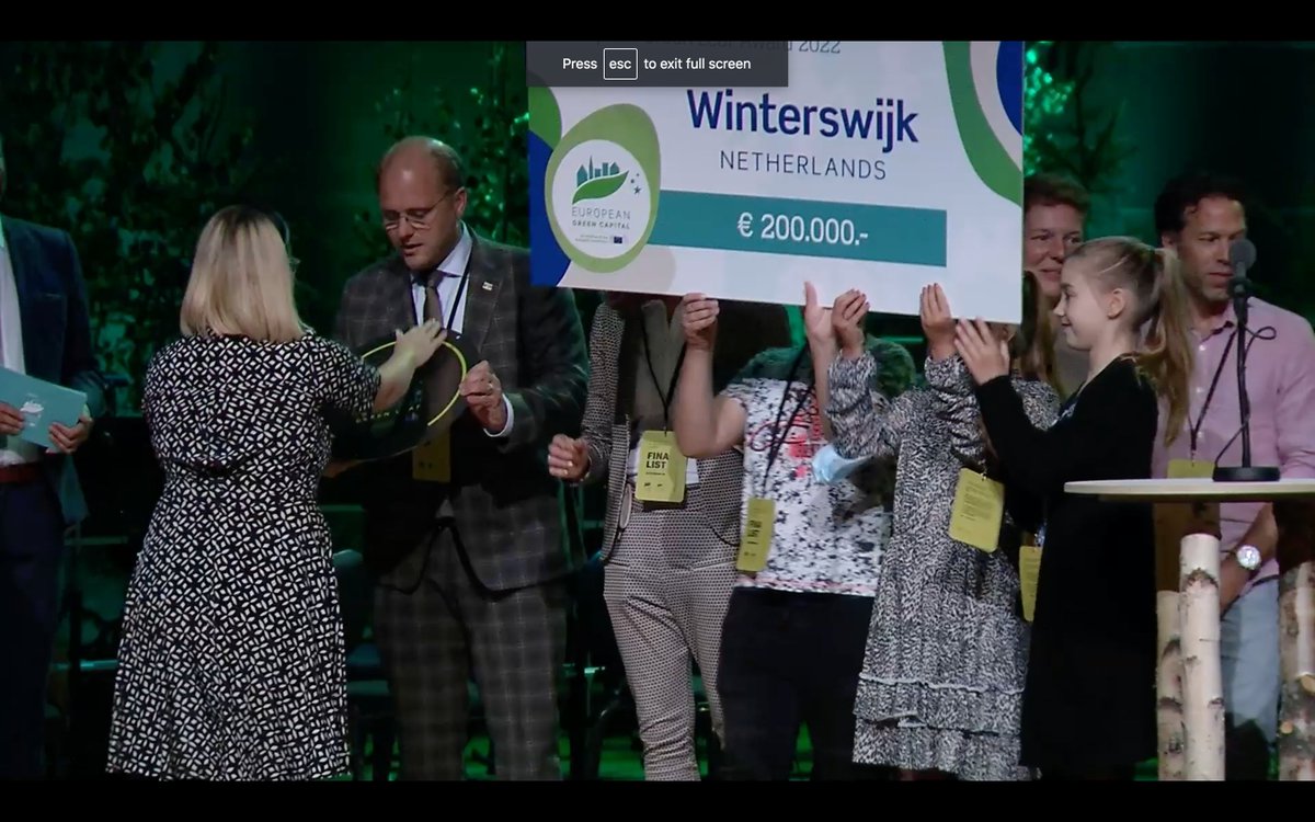 EUGreenCapital's tweet photo. Now that the Awards Ceremony is over, we would like to congratulate again the:

🌿#EUGreenCapital 2023 winner @tallinnofficial🎉
🍃#EUGreenLeaf 2022 winners @cmvalongo &amp; @Gem_Winterswijk🎉

A big 'thank you' goes to all the onsite &amp; online participants for their support 👏 https://t.co/AbwM83Kkh1