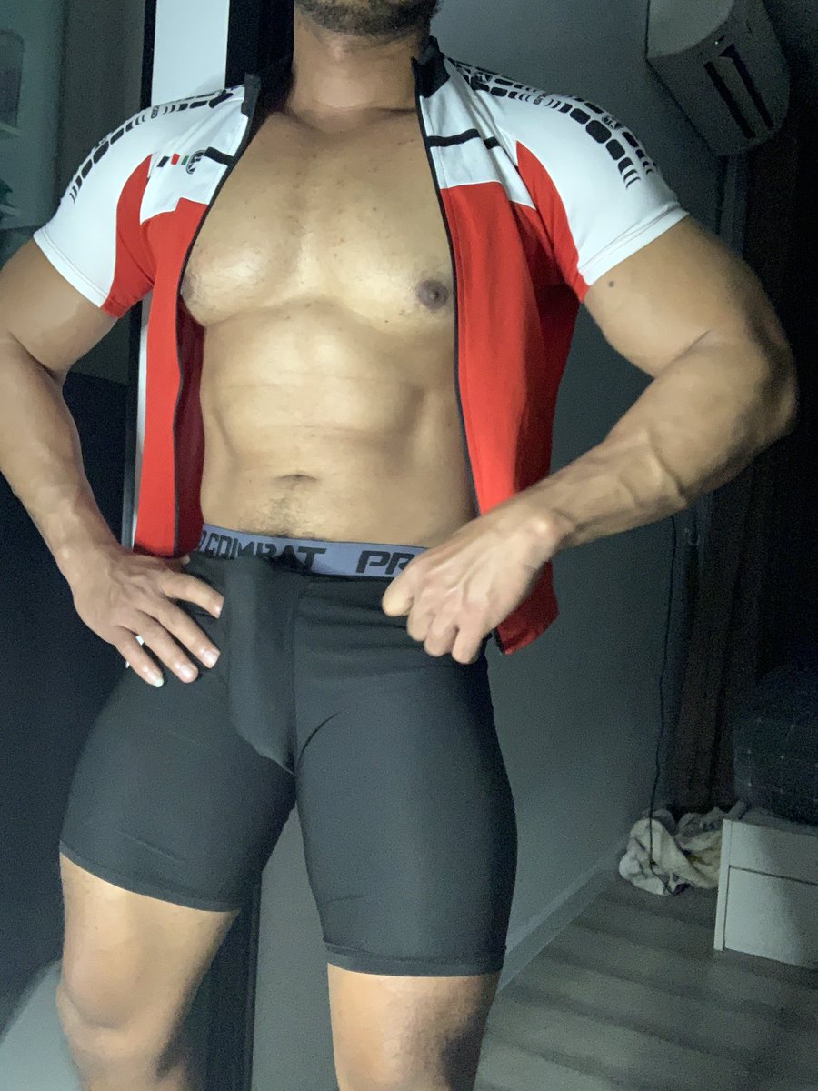 Bigbrownbear12's tweet photo. After cycling 🚴‍♂️ https://t.co/Ict5Z8ajeF