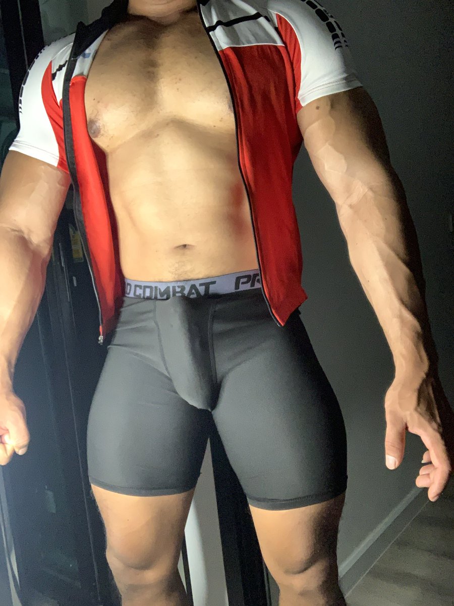 Bigbrownbear12's tweet photo. After cycling 🚴‍♂️ https://t.co/Ict5Z8ajeF