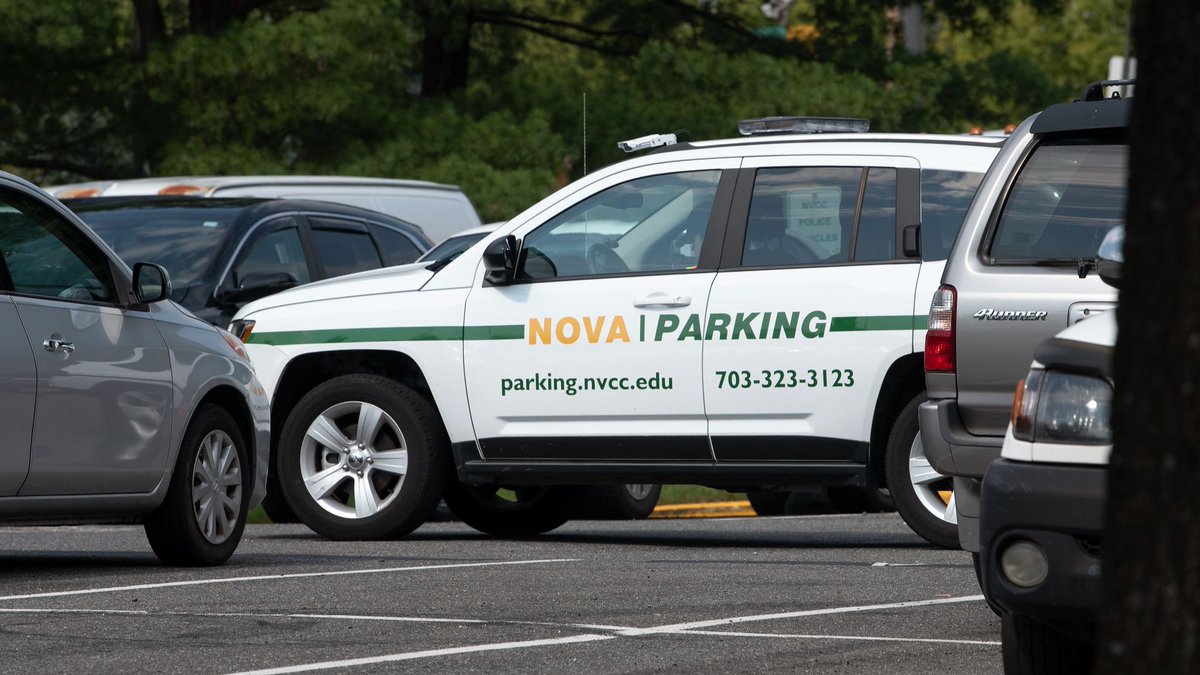 NOVAcommcollege's tweet image. Parking enforcement on Student B Lots began at 6:00 a.m. Order your permit online: nvcc.edu/parking/

#NOVANighthawks are not required to display a permit while parked in a B lot after 3:45 p.m. on weekdays or anytime on weekends.