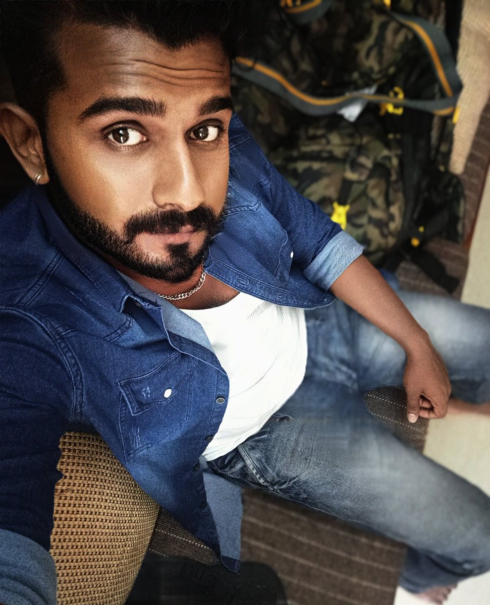 KURUMBAN tweet media