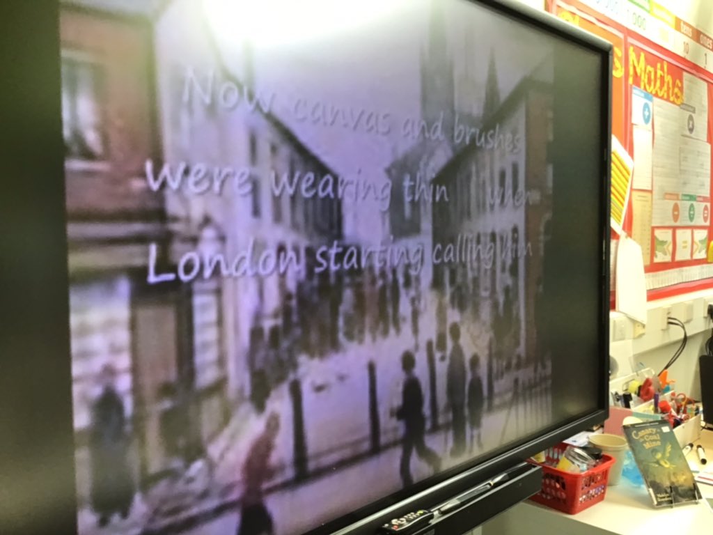 dartonclass7's tweet image. @DartonPrimary #DPS_art artist study to get our art topic about LS Lowry up and running 🖼🖌