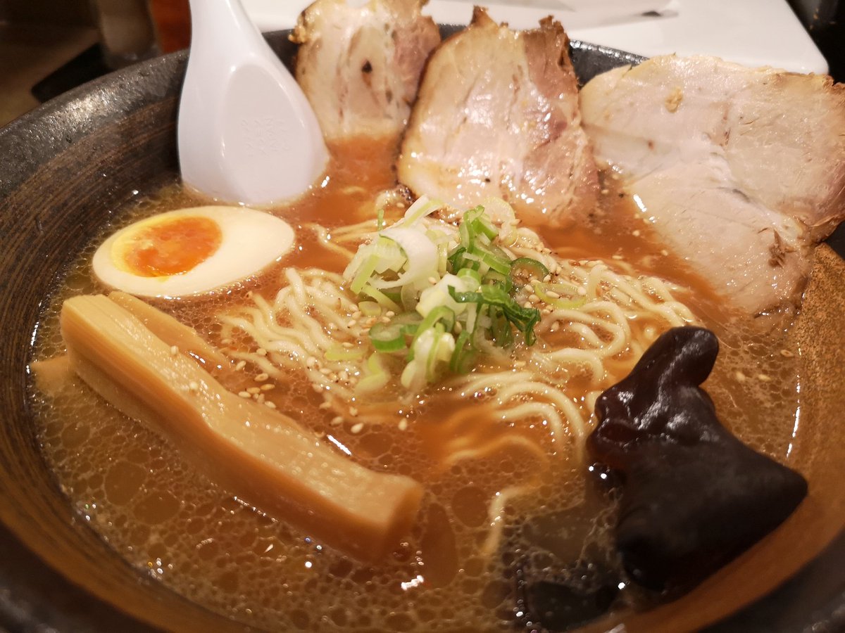 みんなの 共和国 ラーメン 口コミ 評判 食べたいランチ 夜ごはんがきっと見つかる ナウティスイーツ
