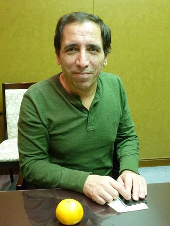 遠海安 On Twitter モフセン マフマルバフ監督 ご無事でなにより 8年前に東京フィルメックスでお会いした時 私は世界を旅する放浪者 映画を作れる場所が私の家 と話しておられまし た アフガニスタンの仏像は破壊されたのではない恥辱のあまり崩れ落ちたのだ