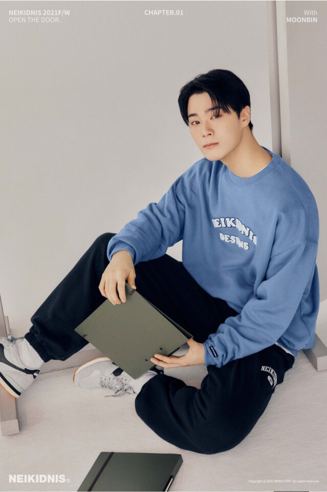 ネイキドニス パーカー NEIKIDNIS ASTRO ムンビン