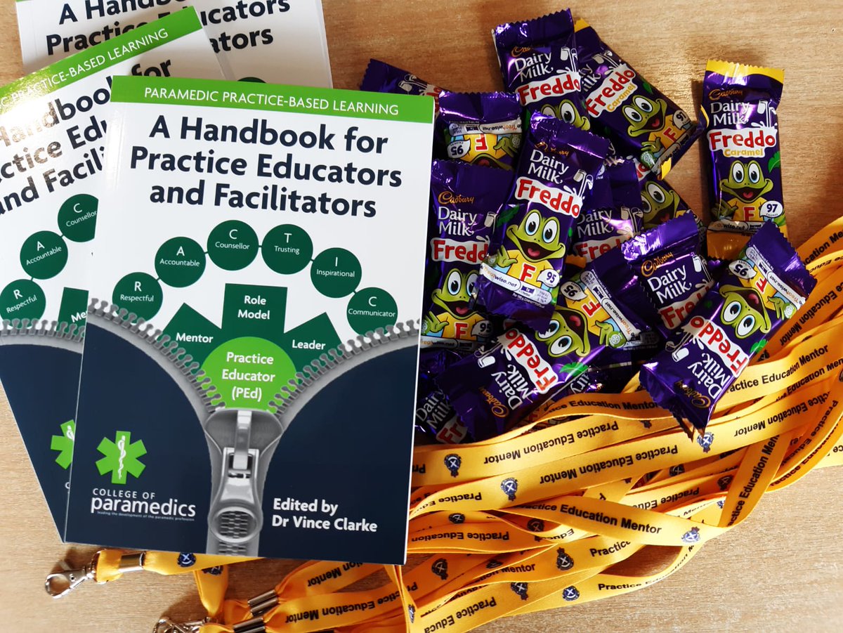 PracticeSas's tweet photo. Practice education mentor recruitment @Scotambservice #Edinburghcitystation come along and speak to vicki and grab yourself a freebie #developingfutureworkforce https://t.co/qgv3x8colB