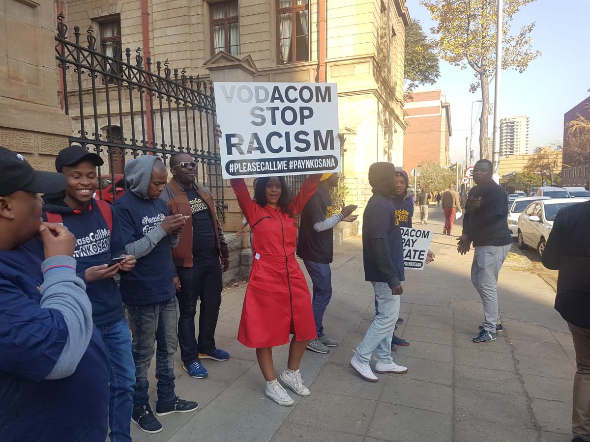 NewSheriffInTo1's tweet photo. #PleaseCallMeMovement #PleaseCallMe #PCMJudgementLoading #BraaiShowwithCass #PresidentZuma
Hamilton Ndlovu, David Mabuza, Herman Mashaba, ARV's, Sundowns https://t.co/0Wh1qiW80H