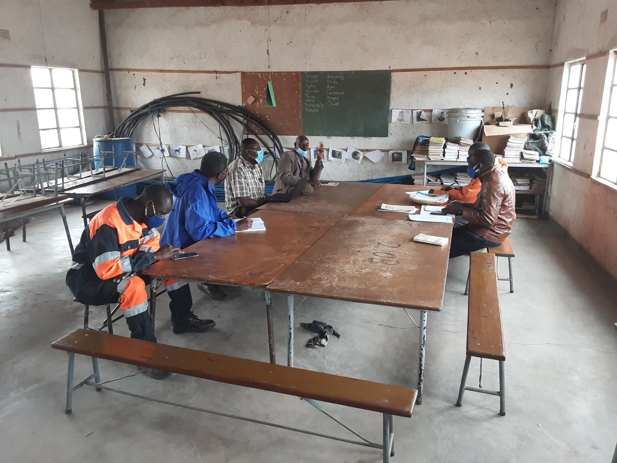 IOMZimbabwe's tweet photo. CHIREDZI!! Under the project Promoting Migration Governance in Zimbabwe, the IOM evaluation team discusses the results, challeneges & opportunities for growth of Community-based Matching Fund intervention to build community livestock assets. @mlmalanca #Diaspora #Migration4Dev https://t.co/4dIBqTApKz