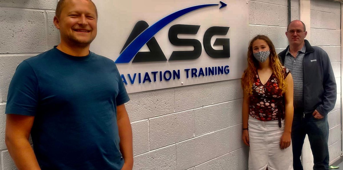 asg_ato's tweet photo. Welcoming some new crew members who recently joined us for our #PrivatePilotLicence theory course! They have been attending classes with us for these past number of weekends.
#ASG #ASGATO #ATPL #PPL #ATPLtheory #PPLtheory #IAA #StudentPilot #CrewLife #AirlinePilot #PrivatePilot https://t.co/08kXPIfon1