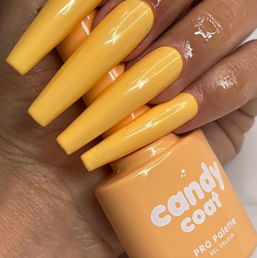 Feels like summer when I wear this color!

#lovecandycoat #nails #gels #nailart