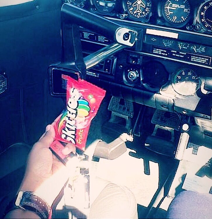 A380Capt_Tumi's tweet photo. Snack before we Take Off ...... @Skittles , only need a @RedBullZA for these wings 🛫 #pilottwitter https://t.co/FxLIXrSwfE