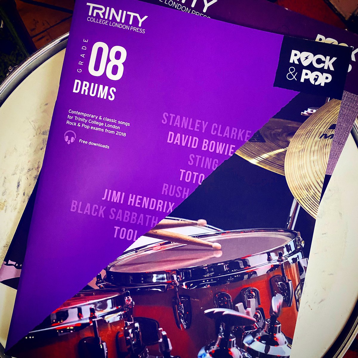 RockAcad's tweet image. Bringing out the big guns today!
💪🏻☺️💪🏻

#onlinemusiclessons #onlinedrumlessons #drumlessons #musiclessons #trinityrockandpop #trinitycollegelondon