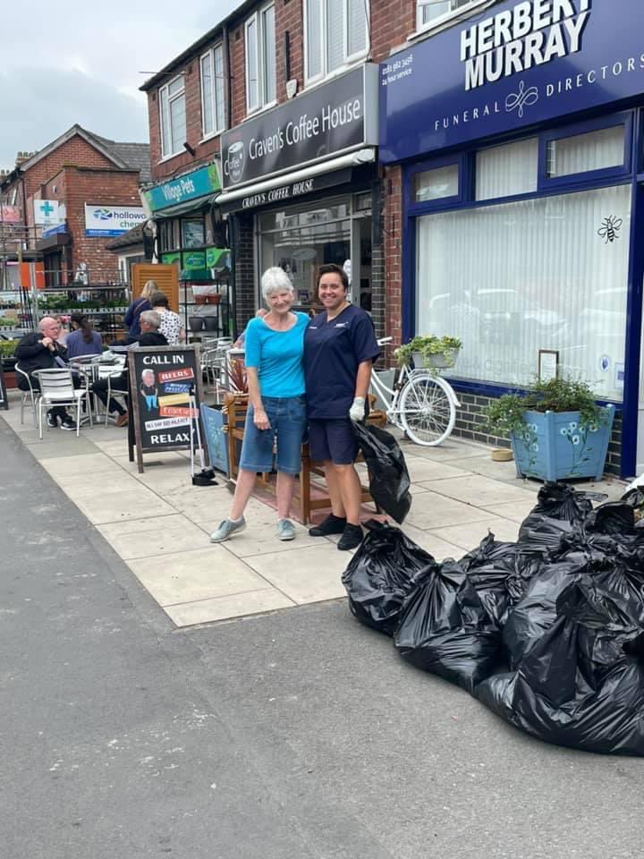 HerbertMurrayFD's tweet photo. A huge thank you to all of the volunteers that were able to help today with the start of the village clear up ready for the autumn 🍁🍂planting. The litter pick, brushing of the leaves etc, and plant clearing of the troughs has all been completed with alot of fun and laughter 🍃 https://t.co/zjQK5wC3V2