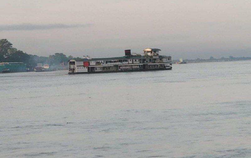2021Revtweets's tweet photo. On Sep7, a military ship named PinLon, carrying military troops&amp; provisions, was reportedly observed leaving Gawwonseik, Mandalay, for Bamaw tsp.
#DefensiveWarForDemocracy
#Sep9Coup 
#WhatsHappeningInMyanmar https://t.co/rnZdQy11Xx