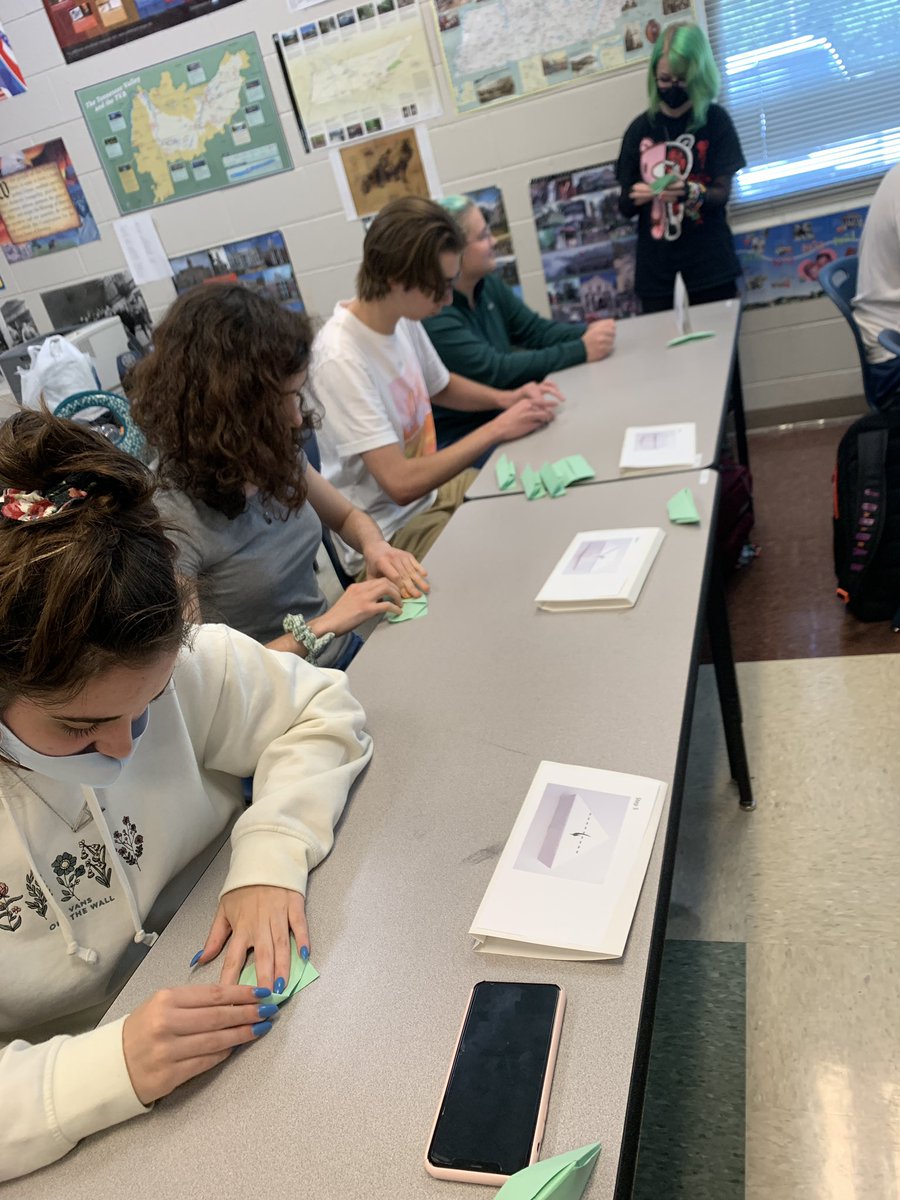 FunFurmans's tweet image. #assemblyline #factorysimulation #USHistory