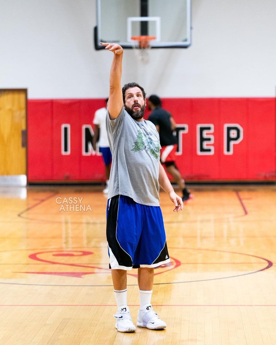 Ballislife.com tweet media