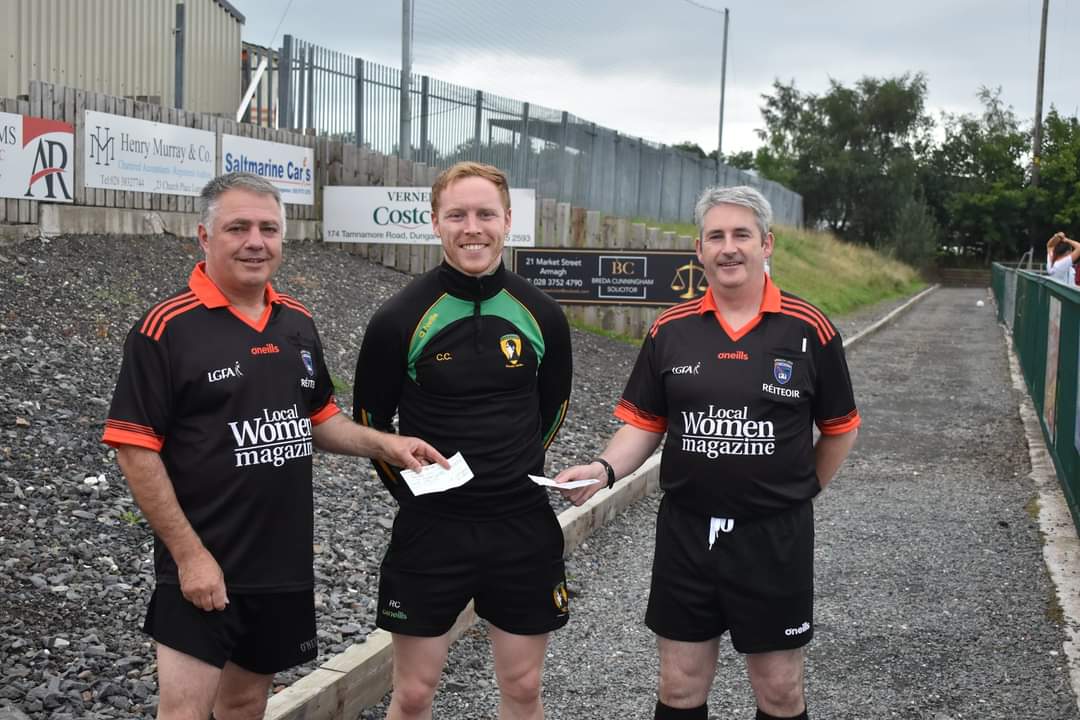 ClonmoreCLG's tweet photo. Many thanks to our club referees James McBennett and Kieran Conlon who have kindly donated all their referee expenses towards our club development of ladies football 

#ThisIsClonmore
@ArmaghLGFA https://t.co/itaFgnihtG