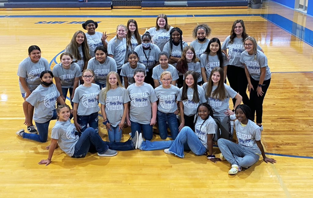 Today is Game day for this awesome group of middle school ladies! Let go get better!! <a href="/SnookAthletics/">Snook Athletics</a> #take_flight